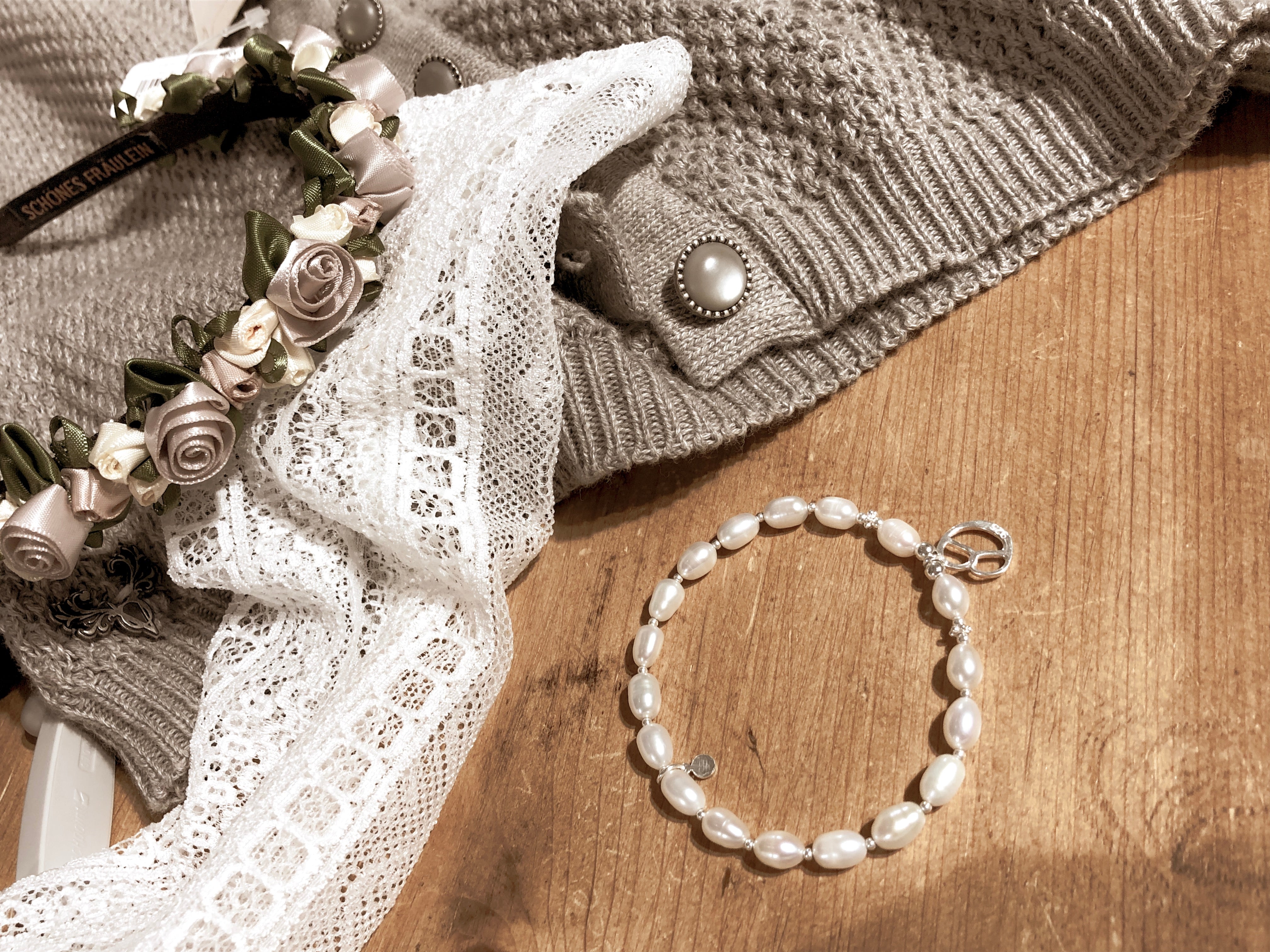 Perlenarmband „Wies‘n“ - Muschelperlen