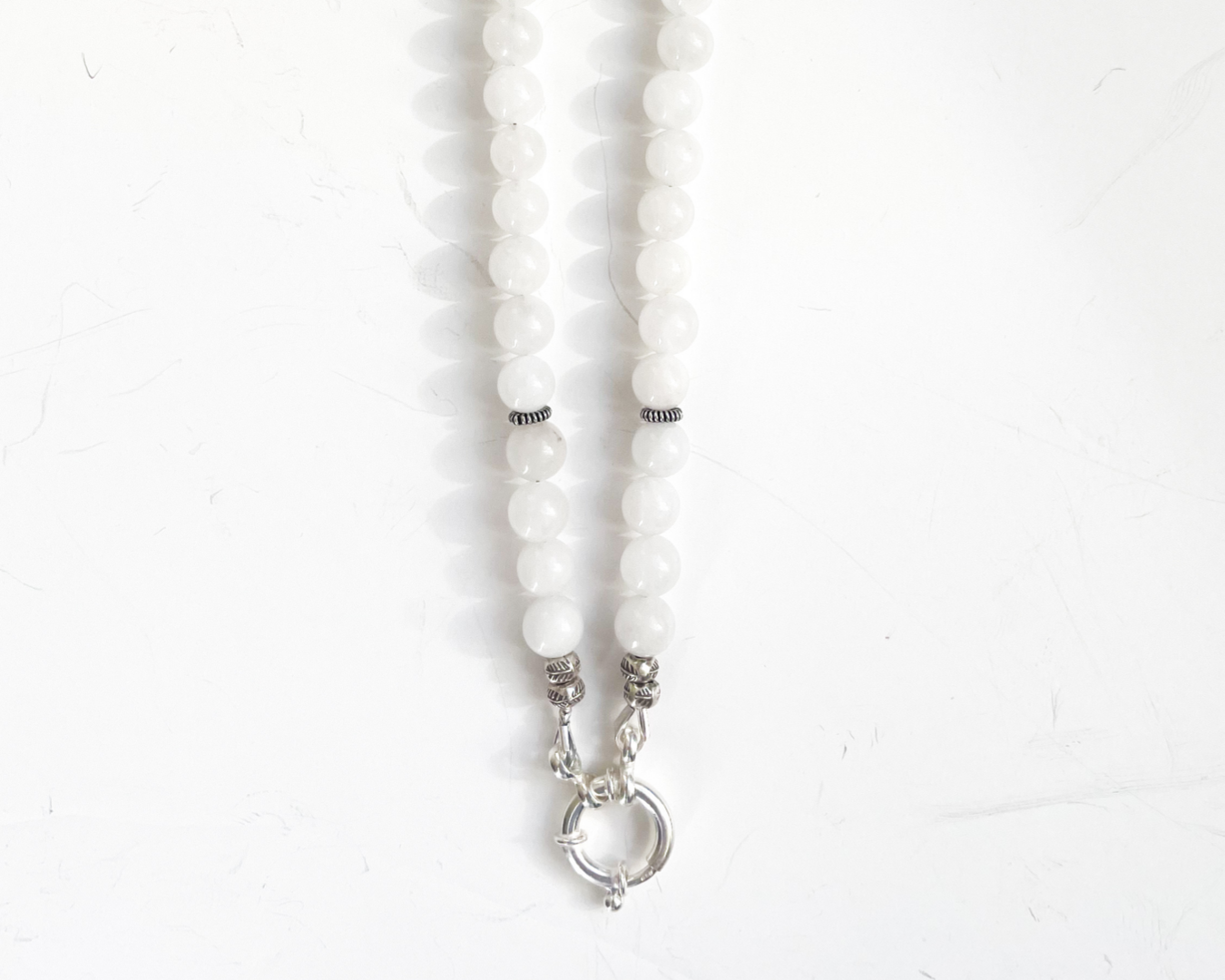 Kette lang Achat weiß mit Wechselring / Karabiner