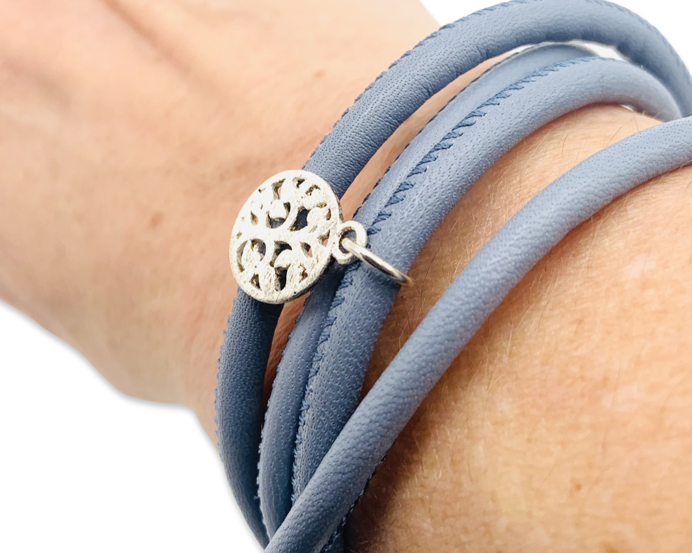 Armband Nappaleder blau mit Anhänger "Blume des Lebens" aus Sterlingsilber