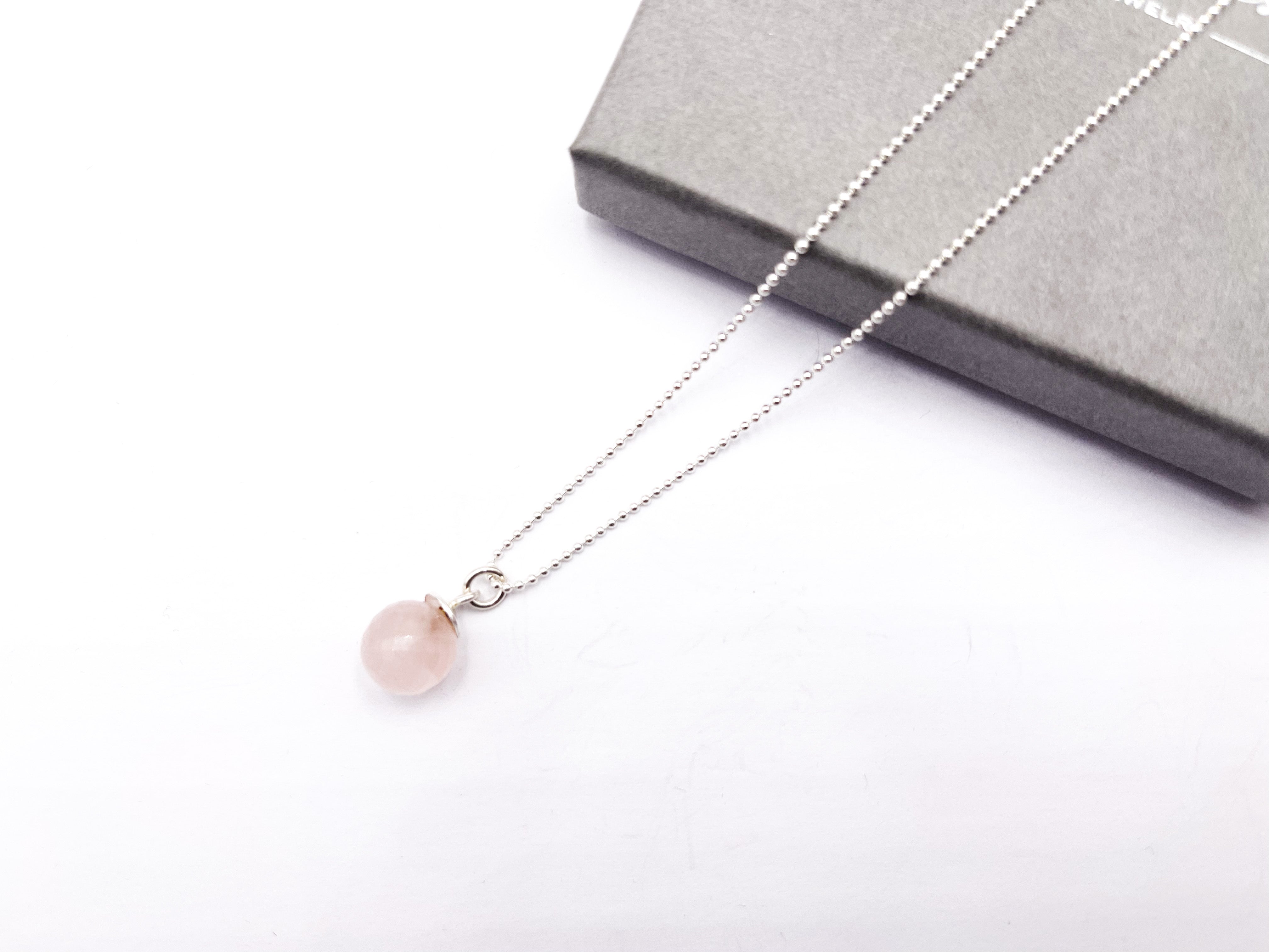 Kette „Rosenquarz Kugel“ - 925 Sterlingsilber